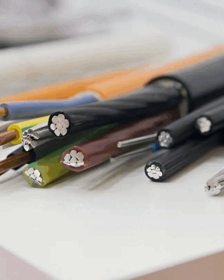 Especialista em reciclagem de cabos